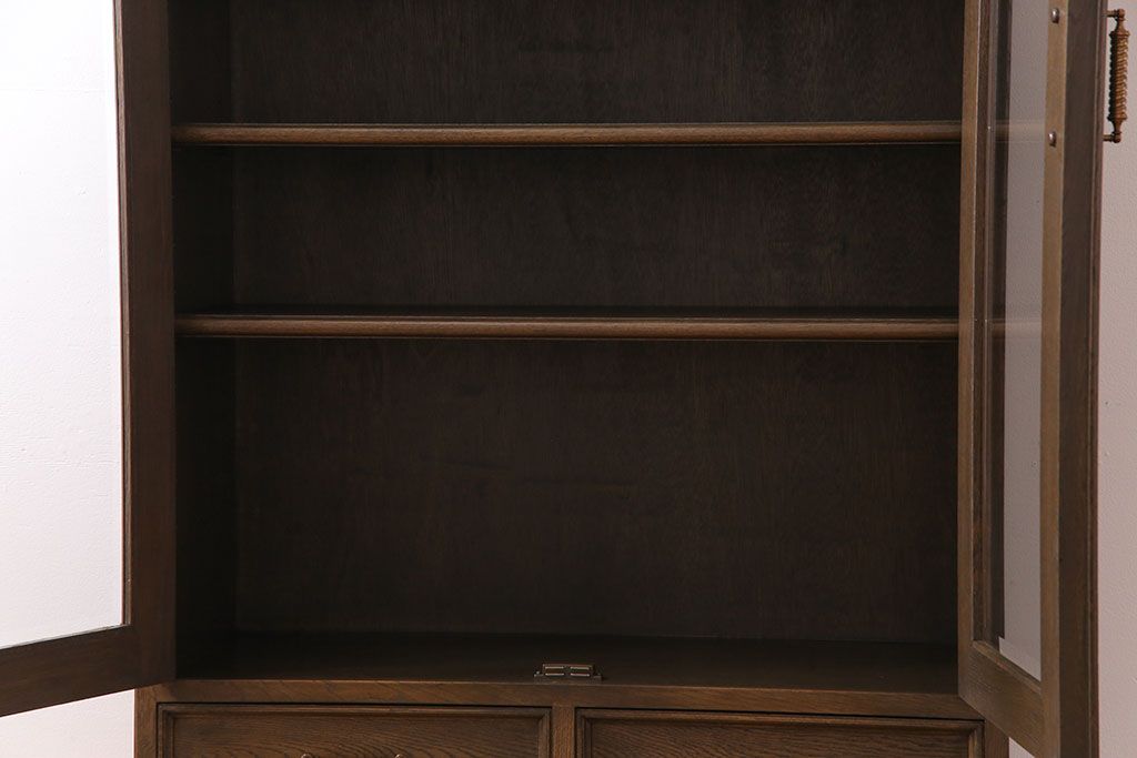 ビンテージ　神戸洋家具　永田良介商店製　気品漂うB1型本箱(ブックケース、本棚、収納棚、戸棚)(定価約40万円)