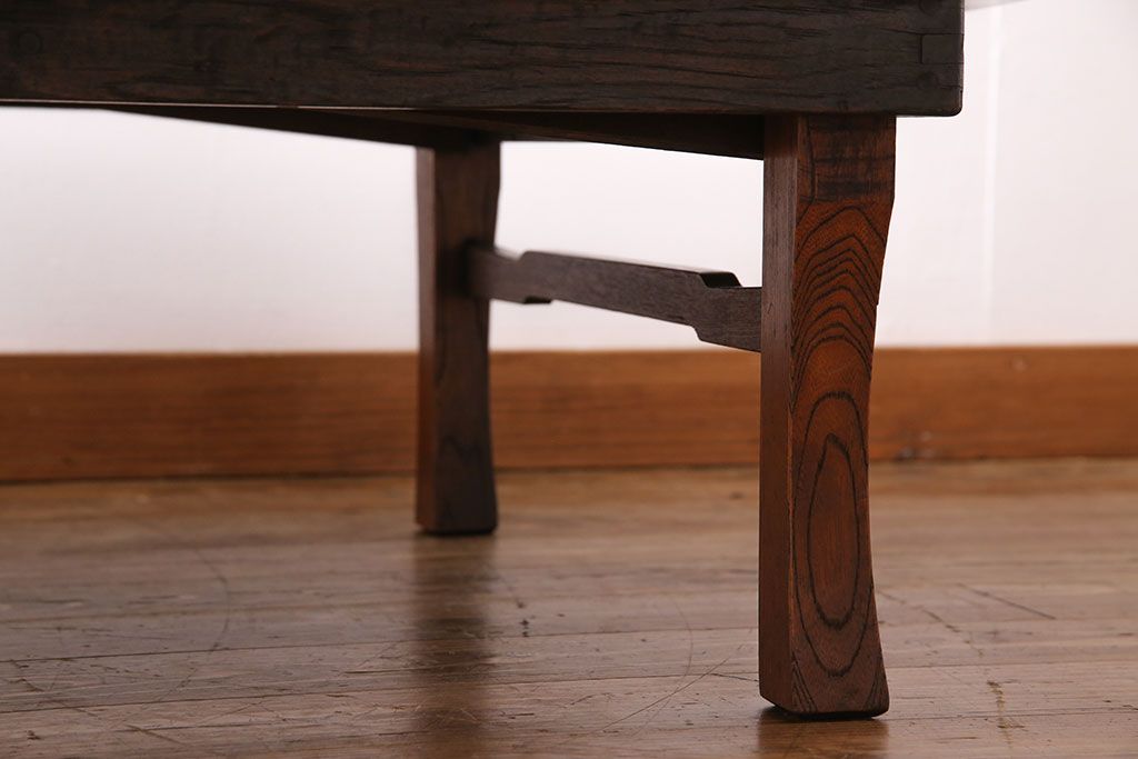 レトロ家具　和製アンティーク　栓材　レトロな雰囲気が魅力の特大丸ちゃぶ台(座卓、ラウンドテーブル)