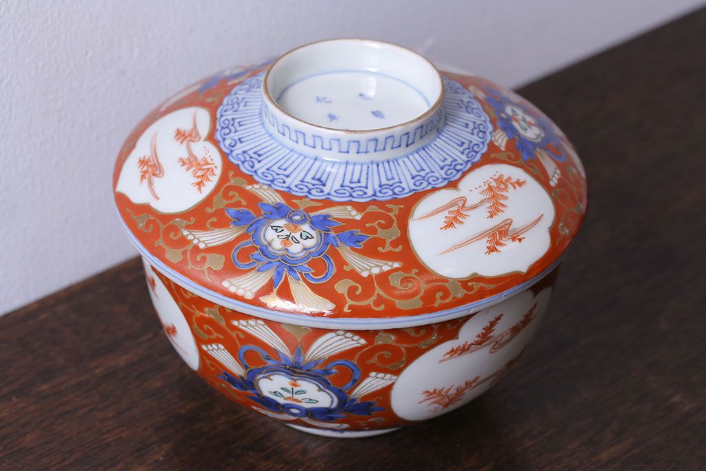 江戸期　大明成化年製　古伊万里　赤絵南蛮図染付　蓋茶碗(2)