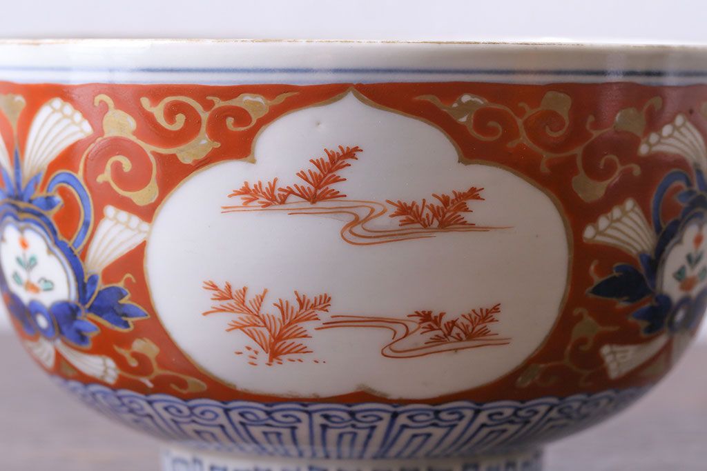 江戸期　大明成化年製　古伊万里　赤絵南蛮図染付　蓋茶碗(2)