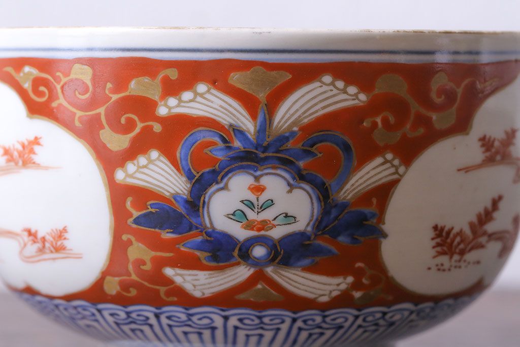 江戸期　大明成化年製　古伊万里　赤絵南蛮図染付　蓋茶碗(2)