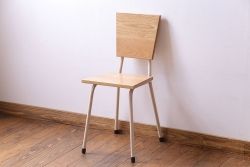 ペイント家具　ナラ材　ナチュラルな雰囲気漂うシンプルなチェア(イス、椅子)(1)