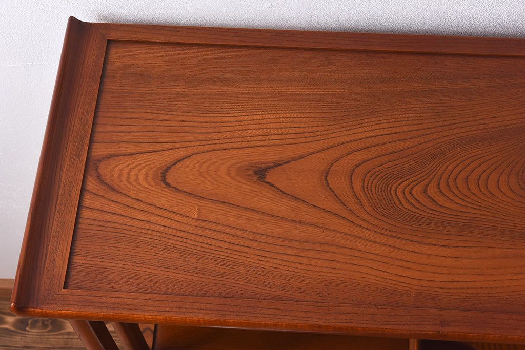 中古　ケヤキ材製　和の雰囲気を高める飾り棚(茶棚)(一部合板使用)