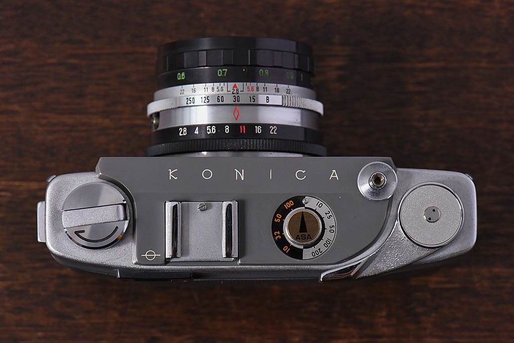 アンティーク雑貨　ビンテージカメラ　ケース付き　小西六　KONICA(コニカ) J