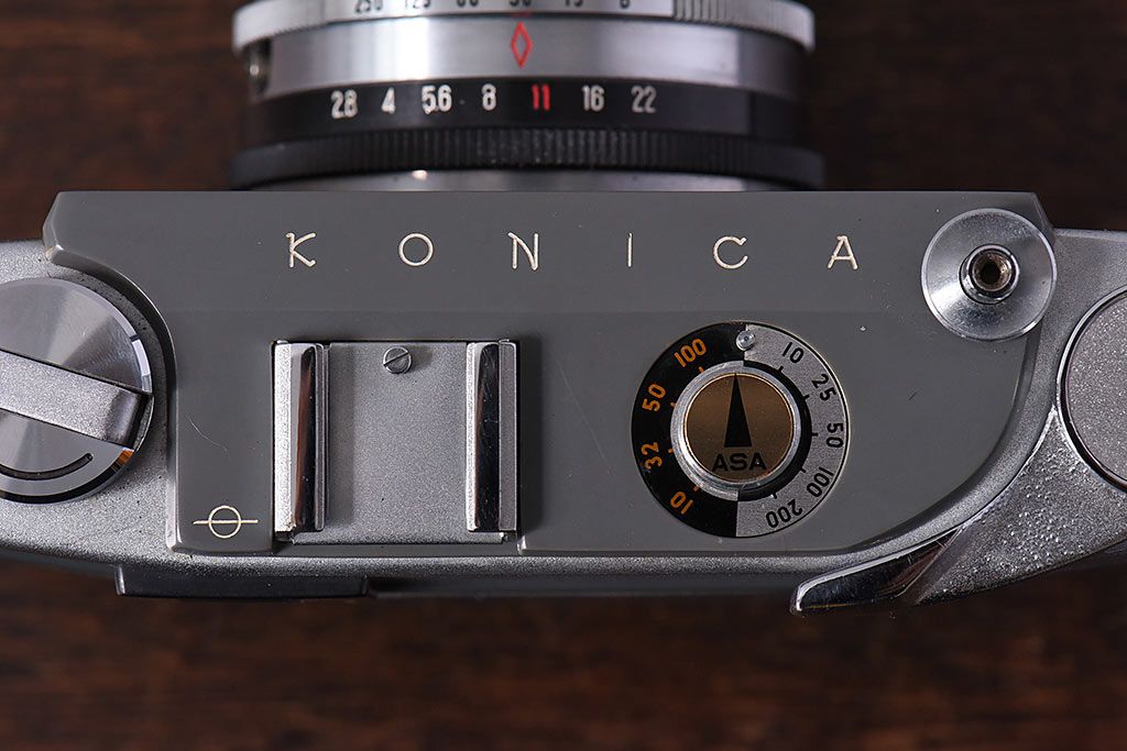 アンティーク雑貨　ビンテージカメラ　ケース付き　小西六　KONICA(コニカ) J