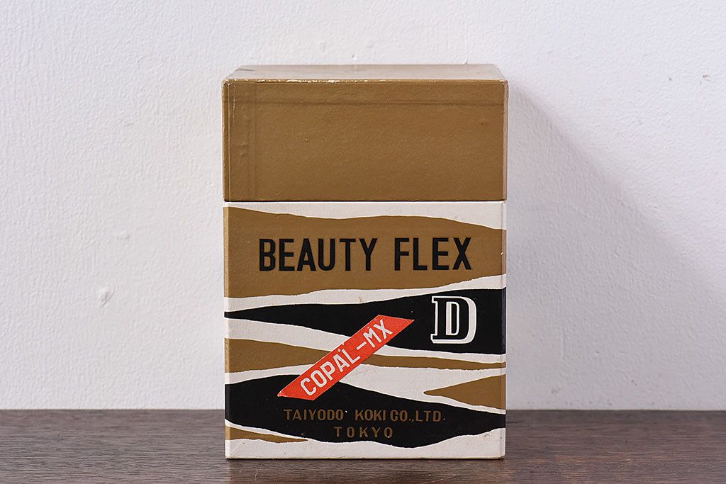 アンティーク雑貨　クラシックカメラ　二眼レフ　太陽堂光機株式会社 ケース・箱・三脚付き　BEAUTY FLEX(ビューティフレッックス)D