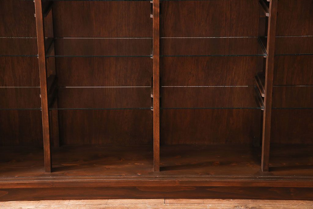 アンティーク家具　組子の書院戸を使用した和の雰囲気を高めるオリジナルキャビネット(戸棚、飾り棚)