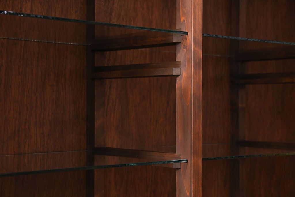 アンティーク家具　組子の書院戸を使用した和の雰囲気を高めるオリジナルキャビネット(戸棚、飾り棚)