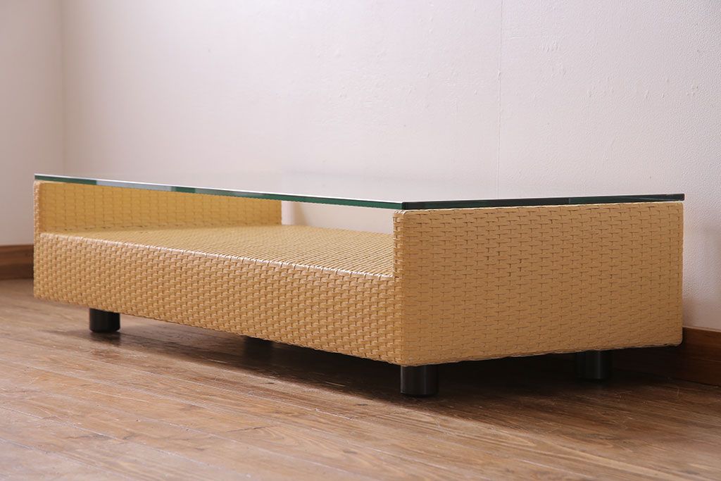 中古美品　arflex(アルフレックス) A TABLE(エー テーブル) holidays(ホリデイズ)　 ローテーブル(リビングテーブル、センターテーブル)(定価約15万円)