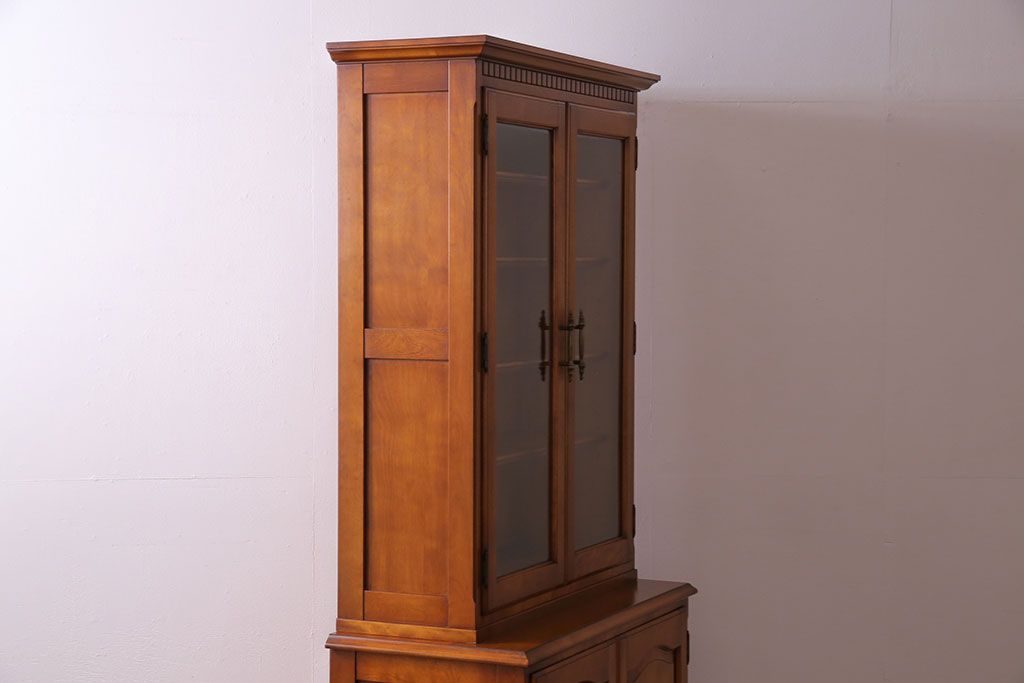 中古 横浜クラシック家具 ダニエル(Daniel) 飽きの来ない