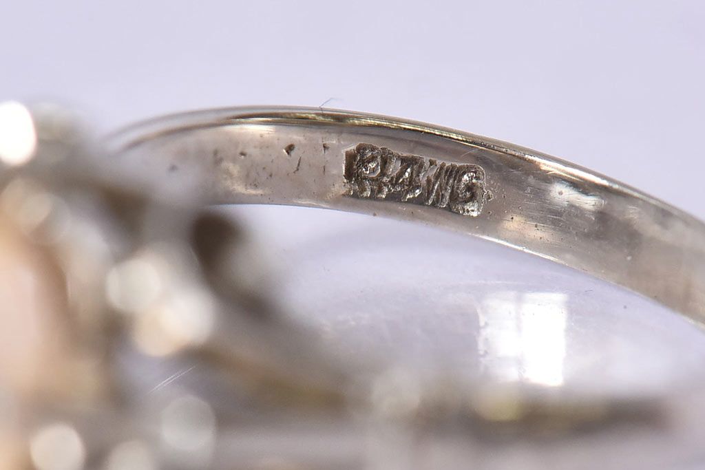 アンティーク雑貨　ビンテージ　K14WG　上品な雰囲気漂うリング(指輪)