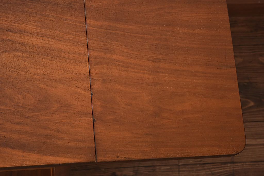 ヴィンテージ家具　イギリスビンテージ　ウォールナット　シンプルなサイドワゴン(サイドテーブル、脇机)
