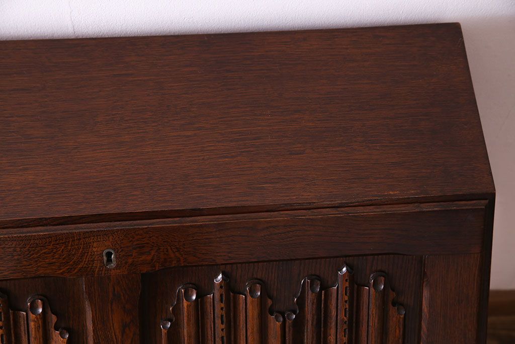 アンティーク家具　オーク材使用　渋みのある質感が魅力のライティングビューロー(簿記机、在宅ワーク、在宅用デスク)