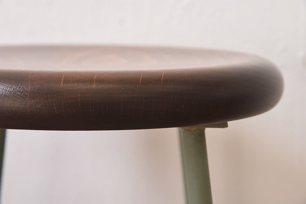 アンティーク雑貨　ラフジュ工房オリジナル　ナチュラルペイントが愛らしい鉄脚丸スツール(椅子、チェア)