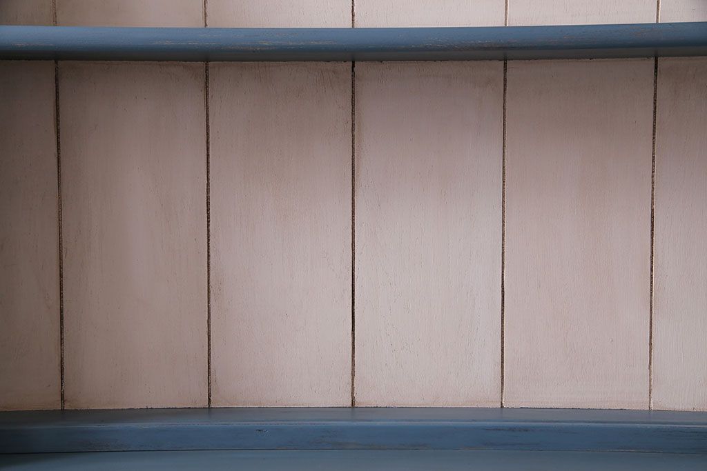 ペイント家具　飾り棚がおしゃれなイギリスビンテージの食器棚(収納棚、戸棚、キャビネット)