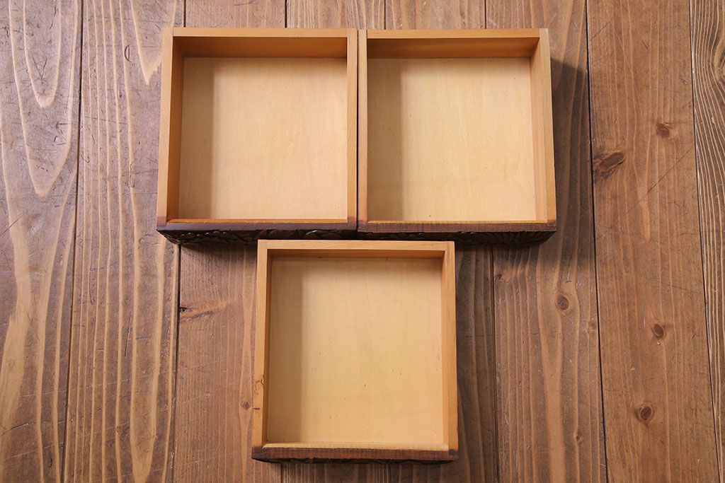ヴィンテージ家具　ビンテージ　伝統工芸 軽井沢彫りの小引き出し