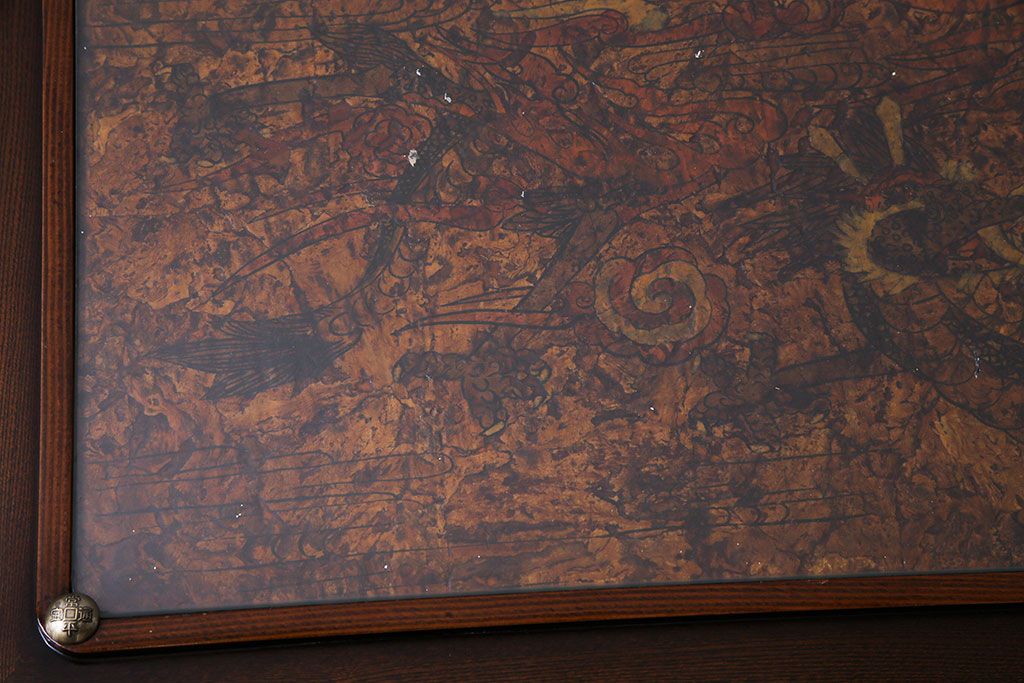 アンティーク雑貨　中古　海外製　ニレ材　重厚な佇まいが目を引くトランクケース(衣装箱、銭箱、センターテーブル)(定価約20万円)