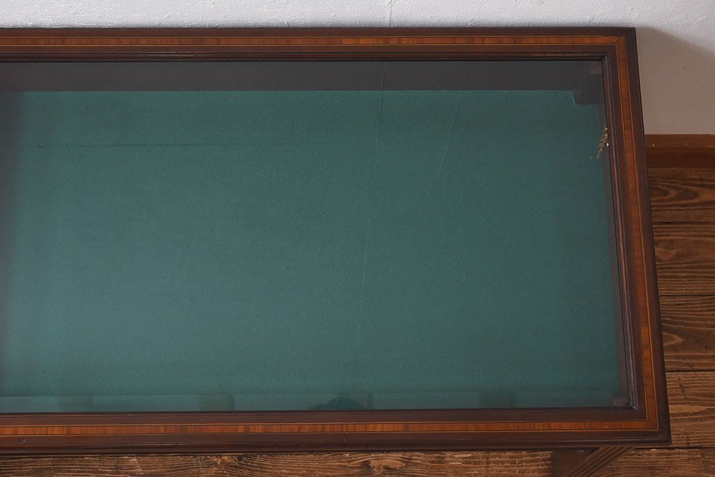 アンティーク家具 1950年頃 収納も楽しめるマホガニー材の アンティーク家具 1950年頃 収納も楽しめるマホガニー材の