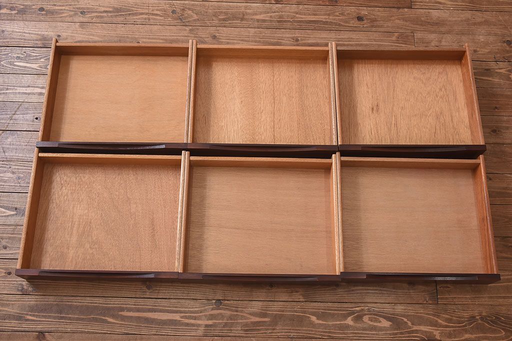 ヴィンテージ家具 北欧ビンテージ dyrlund(デューロン)社 蛇腹式 ヴィンテージ家具 北欧ビンテージ dyrlund(デューロン)社 蛇腹式