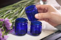 アンティーク雑貨　昭和レトロ　淡いブルーの爽やかなガラス深皿(大皿、鉢)