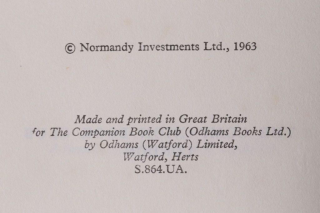アンティーク雑貨　イギリスアンティーク　飾るだけで様になる本(洋書、古書、英字本)3冊セット(1)