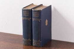 アンティーク雑貨　イギリスアンティーク　CHARLES DICKENS(チャールズ・ディケンズ)　本(洋書、英字本、小説)2冊セット(2)