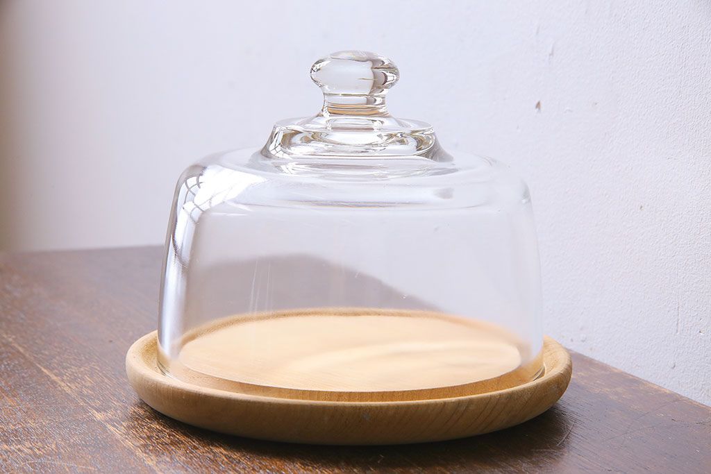 アンティーク雑貨　イギリスビンテージ　木製トレーが可愛らしいケーキドーム(テーブルウェア)