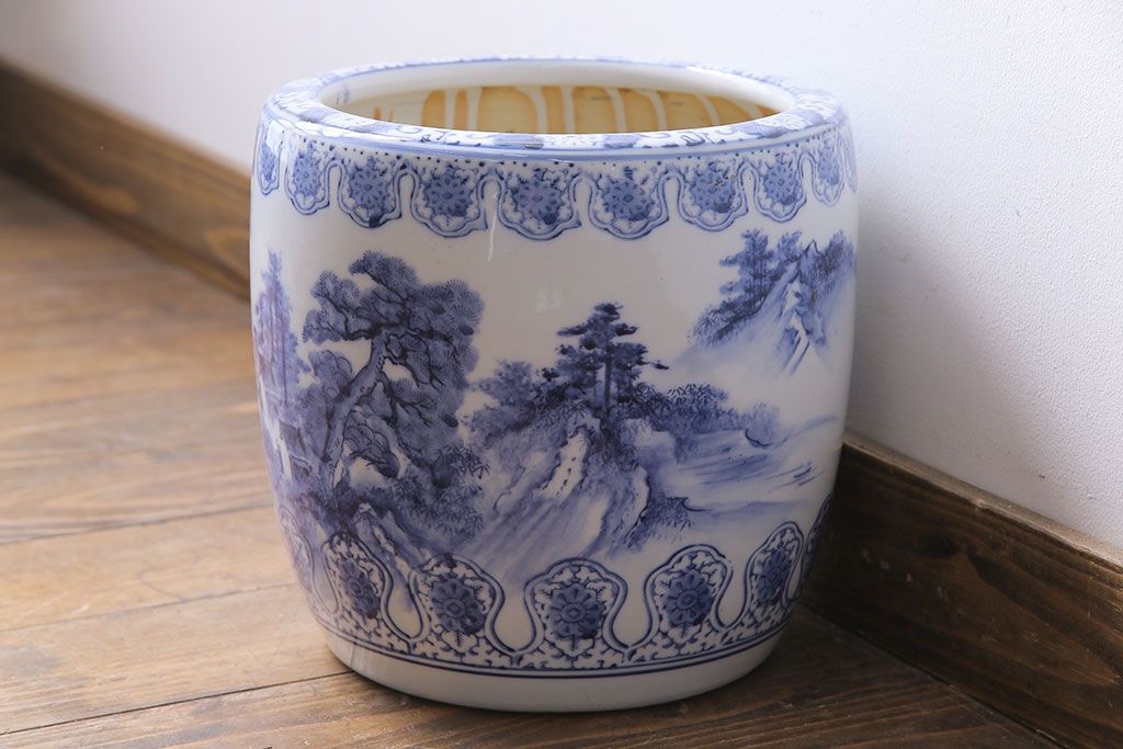 アンティーク雑貨　山水図　日本らしい雰囲気を高める瀬戸火鉢(鉢カバー)(1)
