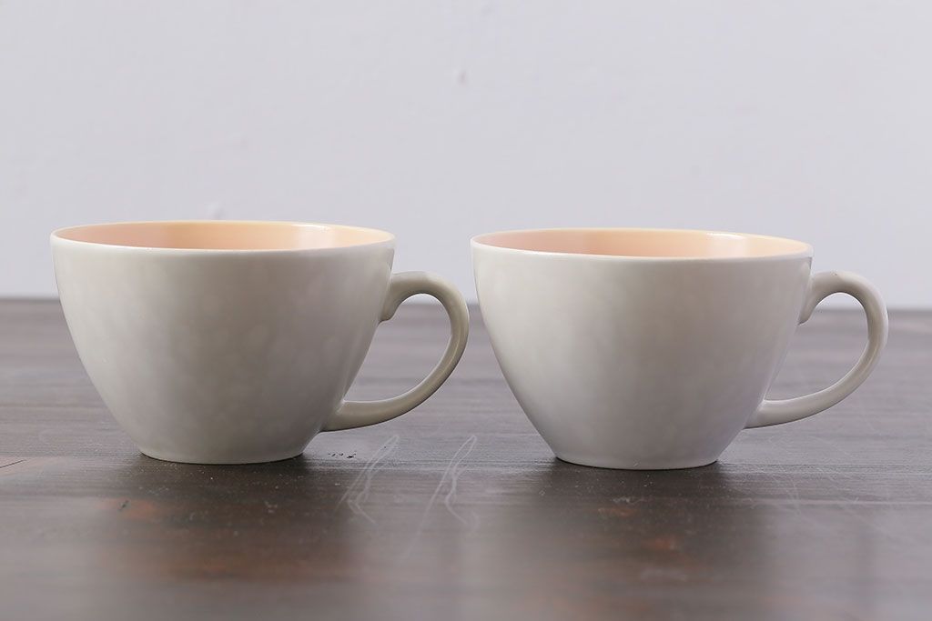 アンティーク雑貨　イギリスビンテージ　Poole Potter(プール・ポタリー)　Twintone(ツイントーン)　Peach Bloom×Seagull　カップ&ソーサー2客セット