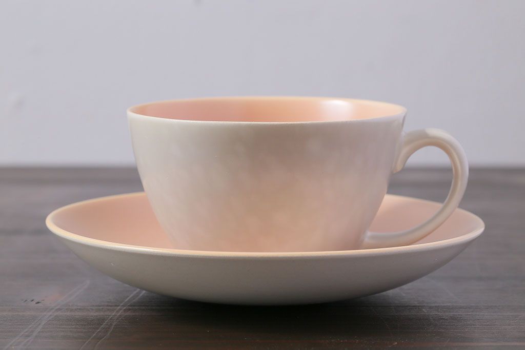 イギリスビンテージ Poole Pottery(プール・ポタリー) Twintone(ツイントーン) Peach Bloom×Seagull  カップソーサー | ラフジュ工房