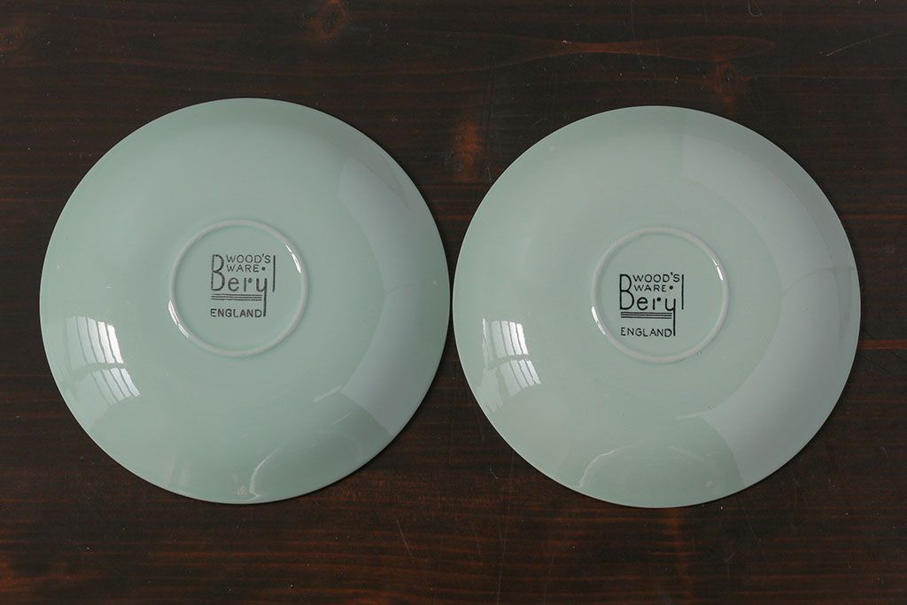 イギリスビンテージ Woods ware(ウッズウエア) Beryl(ベロル) レトロな