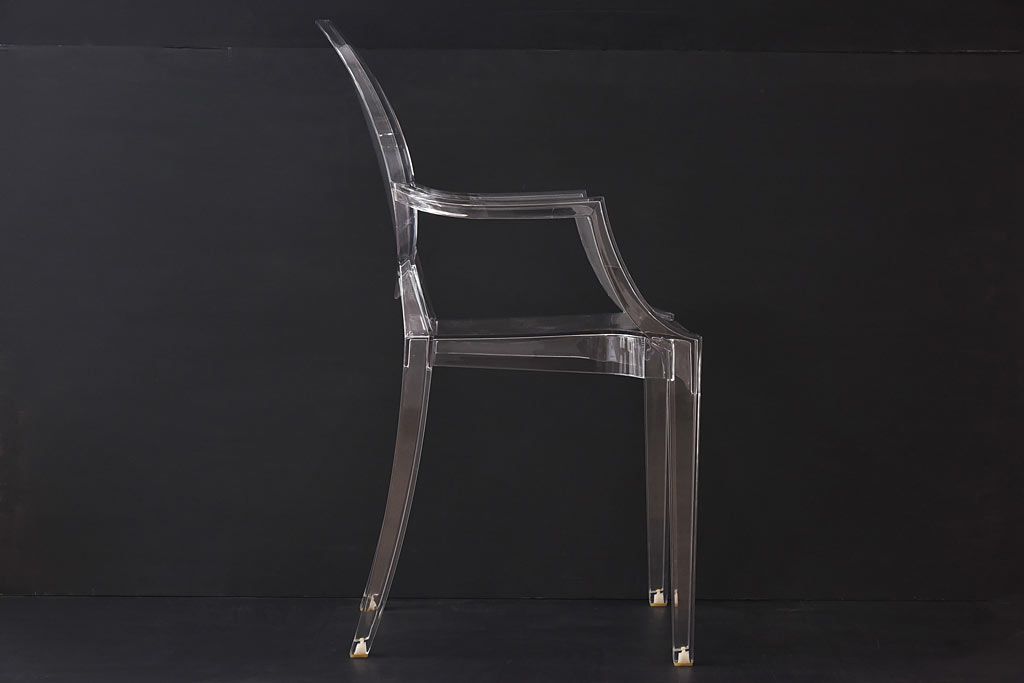 中古　Kartell(カルテル)　Louis Ghost(ルイ・ゴースト)　アームチェア(椅子)(定価約4万6千円)