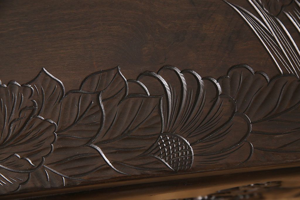 中古　伝統工芸　日光彫り　美しい意匠の小箪笥(小引き出し、収納箱)