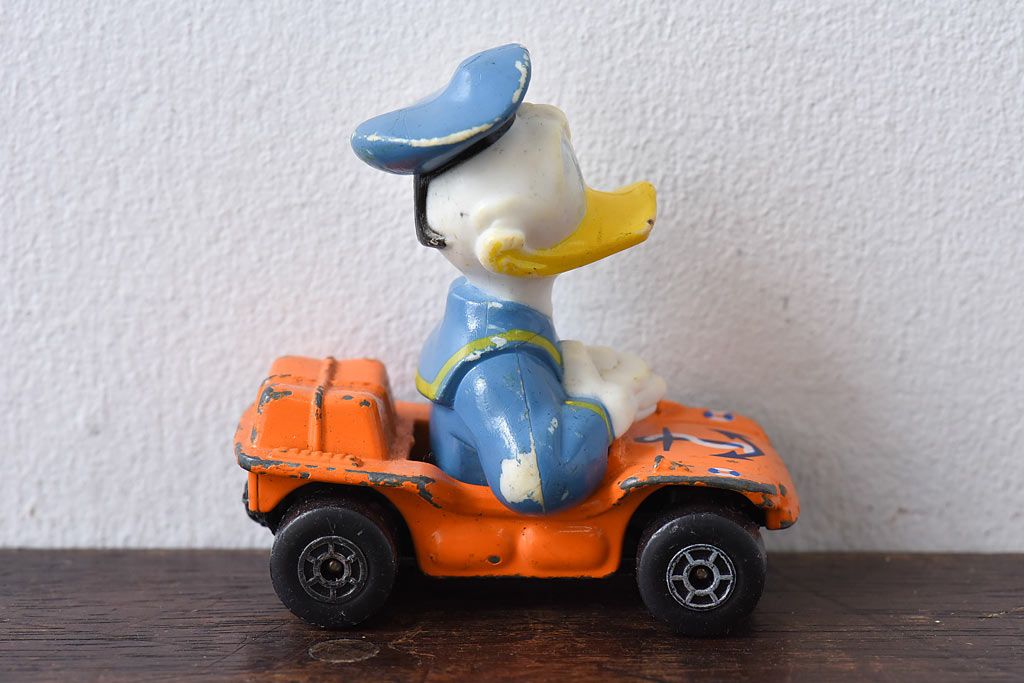 アンティーク雑貨　LESNEY社(レズニー)　matchbox(マッチボックス)　ディズニーシリーズ　NO.2　ドナルドダック　ミニカー(おもちゃ)