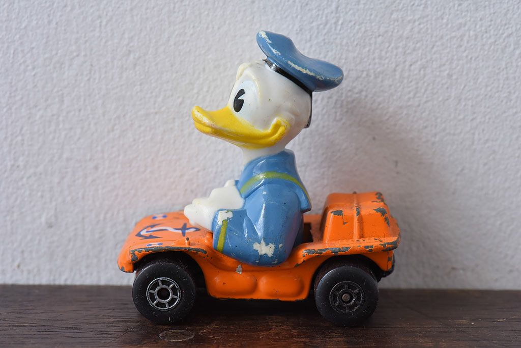 アンティーク雑貨　LESNEY社(レズニー)　matchbox(マッチボックス)　ディズニーシリーズ　NO.2　ドナルドダック　ミニカー(おもちゃ)