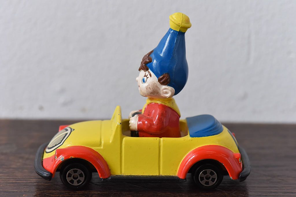 アンティーク雑貨　ビンテージ ERTL(アーテル)社　NODDY(ノディ)　Die Cast Car　ブリキのおもちゃ