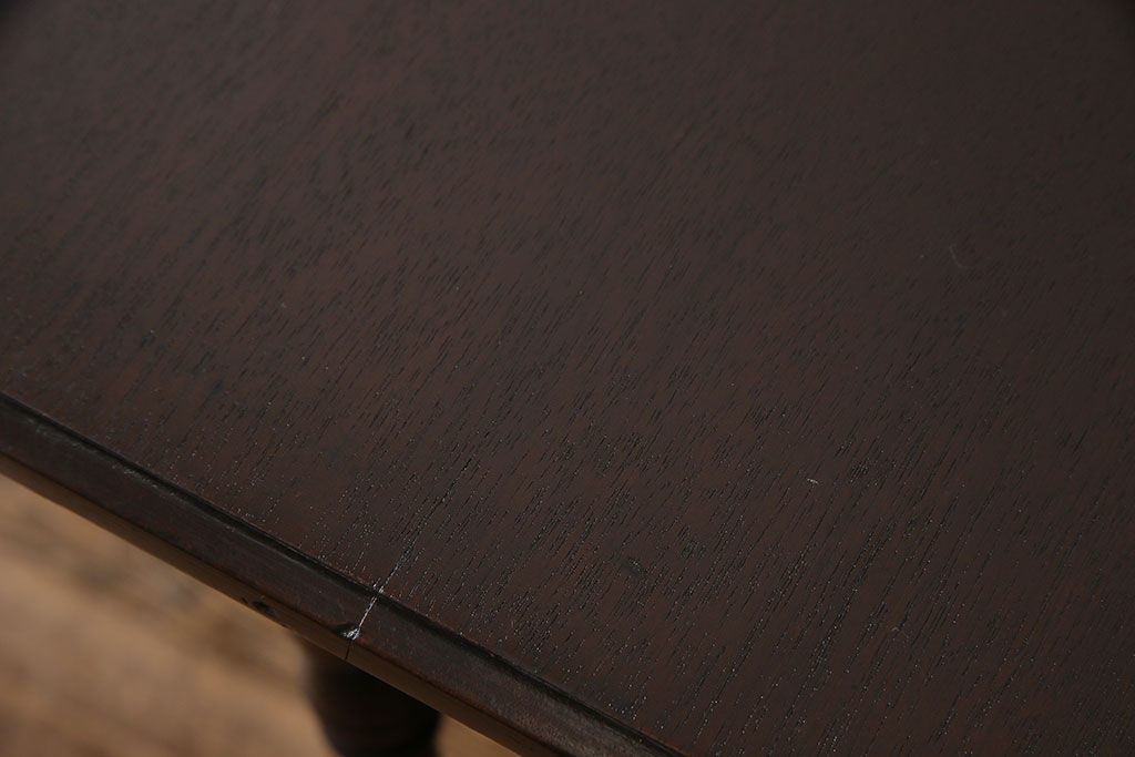 アンティーク家具　イギリスアンティーク　上品なデザインの脚が魅力的なキャスター付きバタフライテーブル(エクステンションテーブル、リーフテーブル)