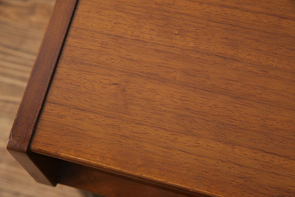 ヴィンテージ家具　北欧ビンテージ　G-PLAN　BBシリーズ　サイドテーブル(カフェテーブル、コーヒーテーブル)