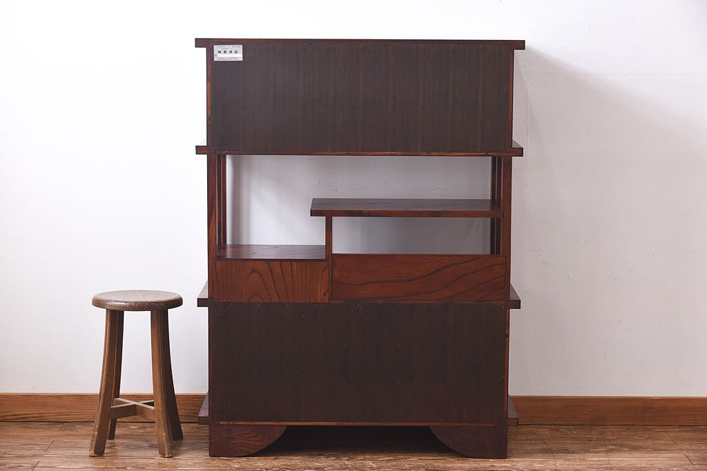 中古 伝統民芸家具 岩谷堂箪笥　風格のある茶箪笥(飾り棚、戸棚)(1)