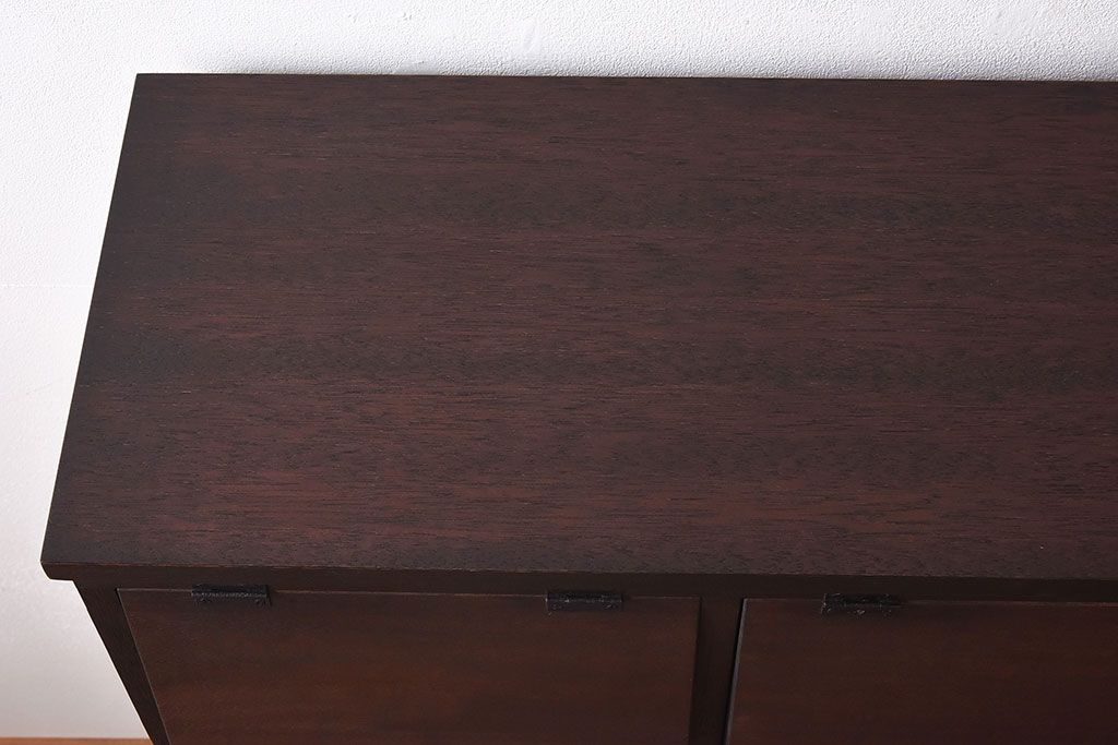 ラフジュ工房オリジナル　古材使用　4×3マス　丸い取っ手が愛らしいパタパタ扉付き収納棚(キャビネット、下駄箱、ロッカー)