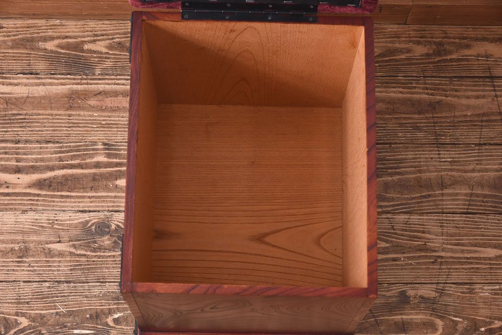 中古 伝統民芸家具 岩谷堂箪笥　スツール付きドレッサー(鏡台、ドレッシングチェスト)