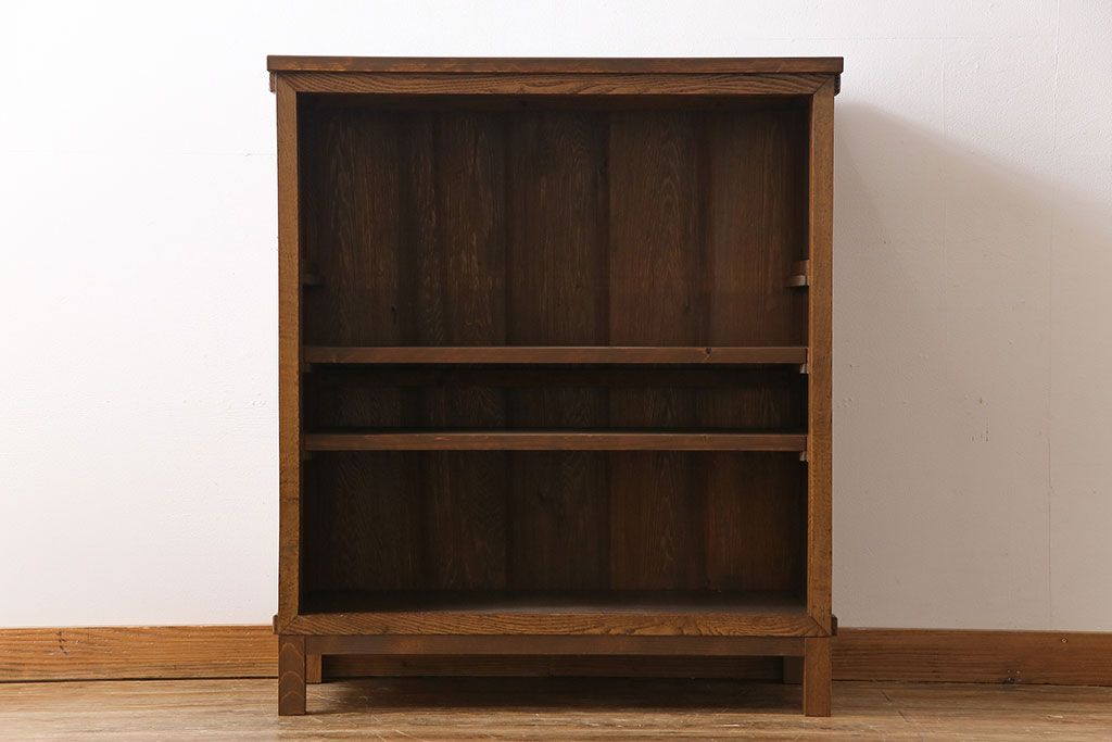 レトロ家具　昭和レトロ　前面タモ材　懐かしさ漂う脚付きキャビネット(ガラス戸棚、飾り棚)