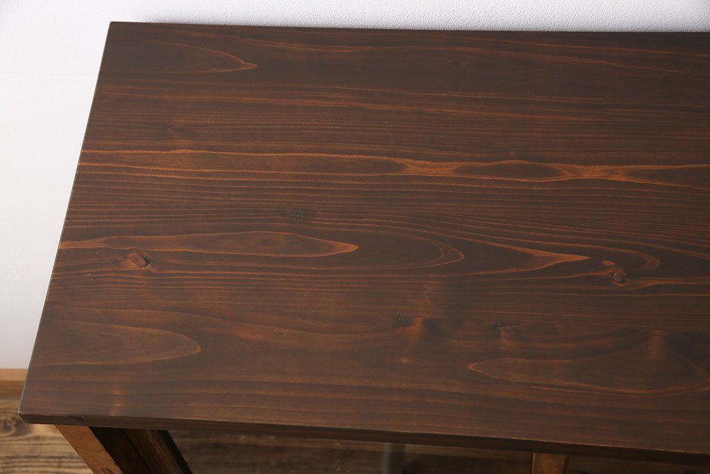 レトロ家具　昭和レトロ　前面タモ材　味わいのある風合いの鉄脚付キャビネット(ガラス戸棚、飾り棚、食器棚)