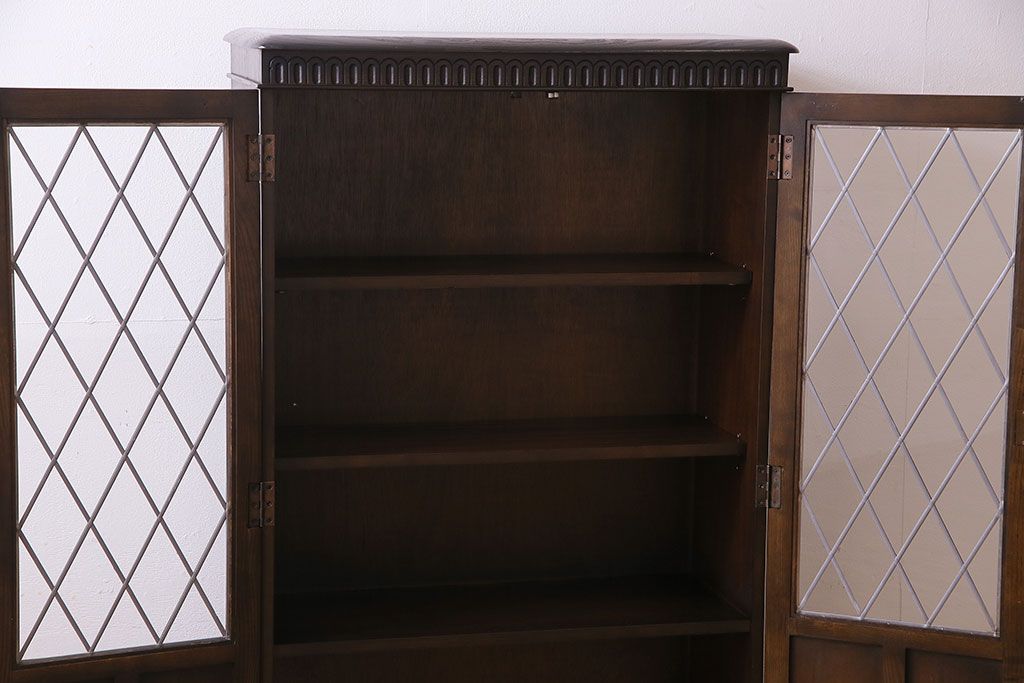 ヴィンテージ家具　【展示品】イギリスビンテージ　ニレ材　ステンドグラスが魅力のシックな本箱(収納棚、キャビネット)