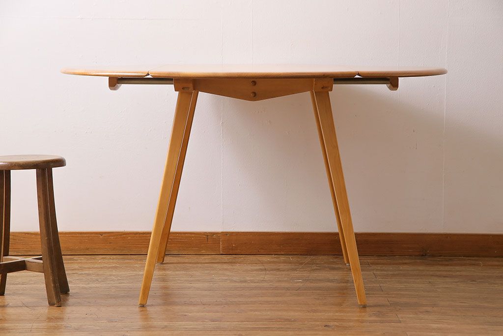 アンティーク家具　イギリス ERCOL(アーコール)　ウィンザーシリーズ　ドロップリーフテーブル(バタフライテーブル)