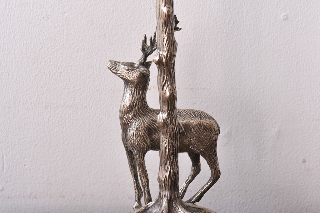ビンテージ　VAROSA VALENTI(バロッサ バレンティ)　鹿モチーフ　高級感を醸し出すスタンドライト(テーブルランプ、卓上照明)