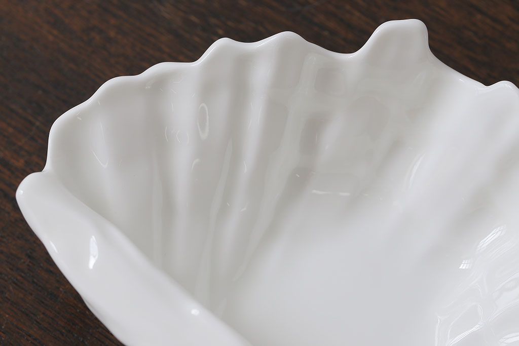 中古　イギリス Wedgwood(ウェッジウッド)　NAUTILUS(ノーチラス)　シェル型　ナッツディッシュ2枚セット(プレート)