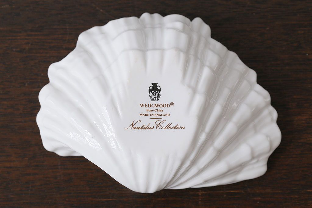 アンティーク雑貨　中古　イギリス Wedgwood(ウェッジウッド)　NAUTILUS(ノーチラス)　シェル型　ナッツディッシュ3枚セット(プレート)