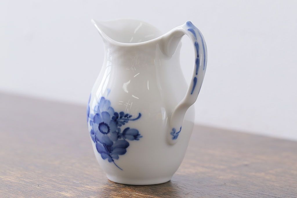 アンティーク雑貨　中古　ROYAL COPENHAGEN(ロイヤルコペンハーゲン)　ブルーフラワー　ジャグS(ミルクポット)(2)