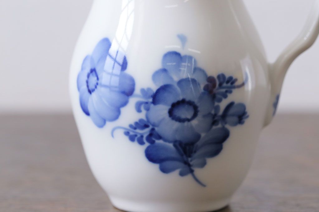 アンティーク雑貨　中古　ROYAL COPENHAGEN(ロイヤルコペンハーゲン)　ブルーフラワー　ジャグS(ミルクポット)(2)